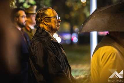 636561eaeba59892601357