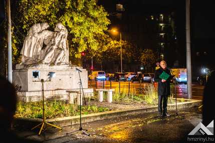 636561f67dd0d891882419